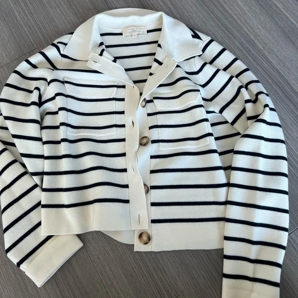 Sezane Betty Cardigan - Picture 2 of 3
